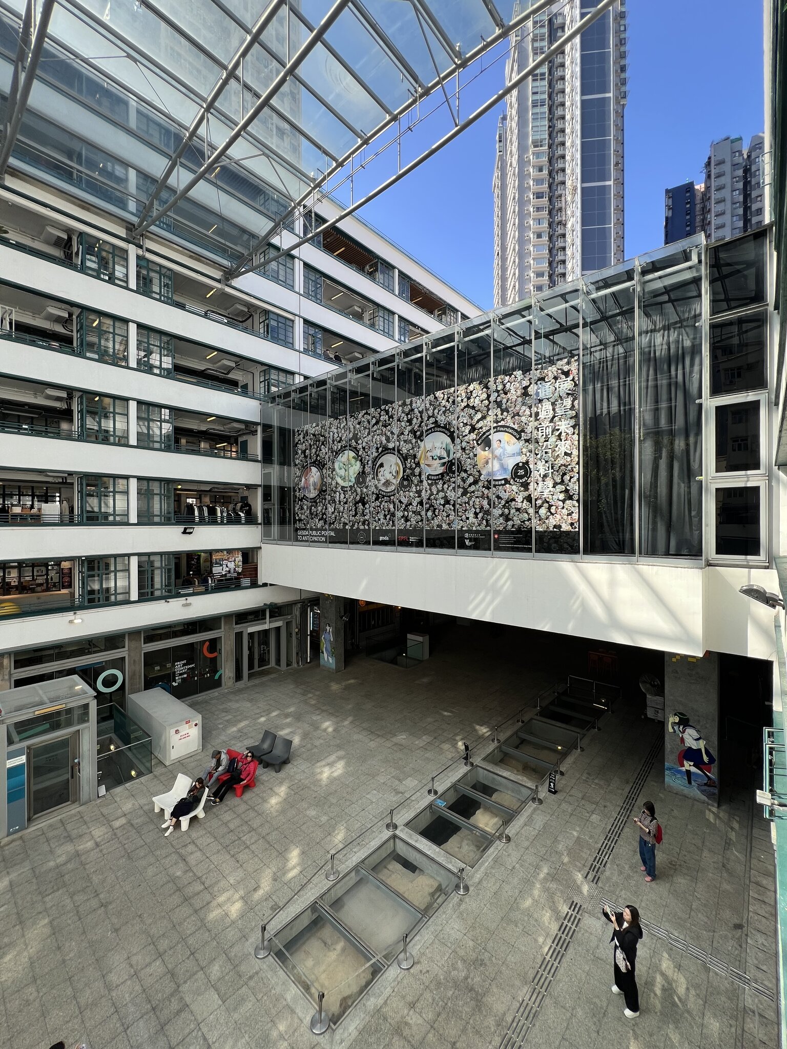 Geneva Public Portal to Anticipation – Hongkong — © N. Völzow